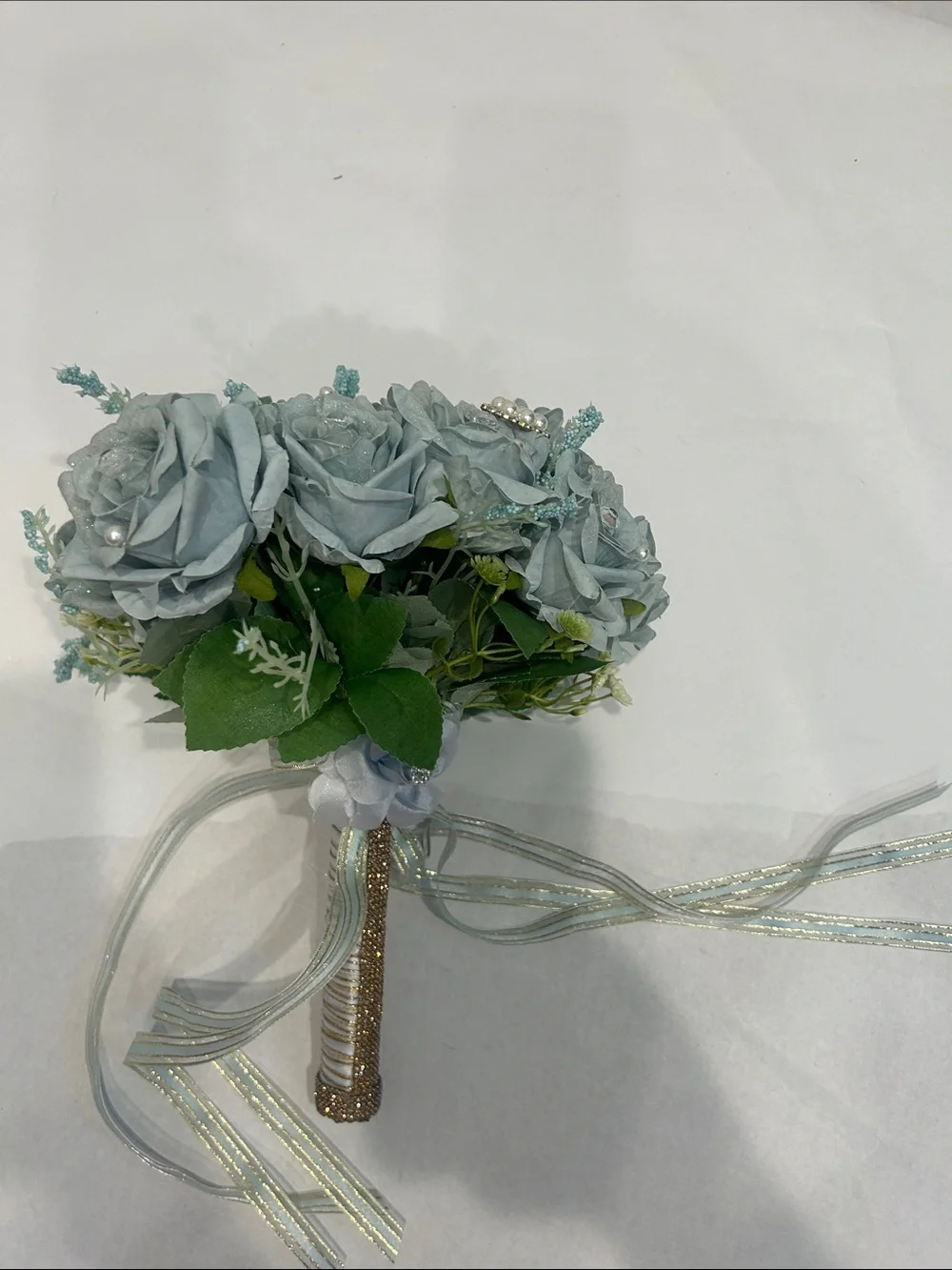 Handheld 15 Blue Rose Bouquet with Ribbon and Rhinestone Accent bridal nwot